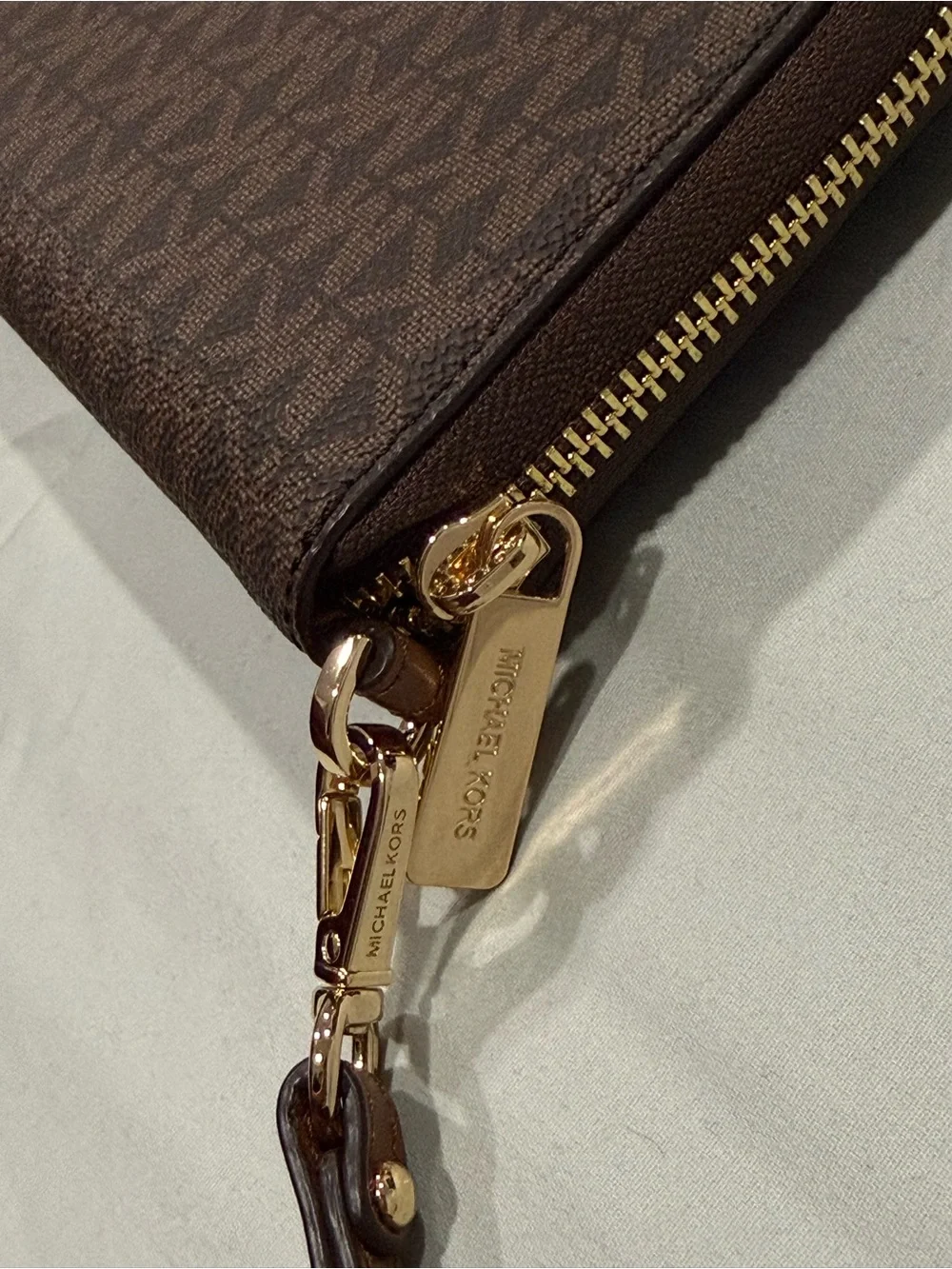 NEW Michael Kors Jet Set Travel Large Double Zip Wristlet Wallet Brown